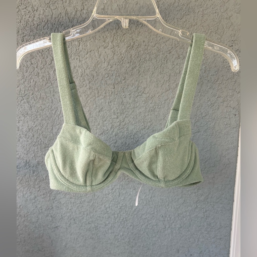 Victoria’s Secret Wicked Bikini Top Size 36B Terrycloth Underwire Swim